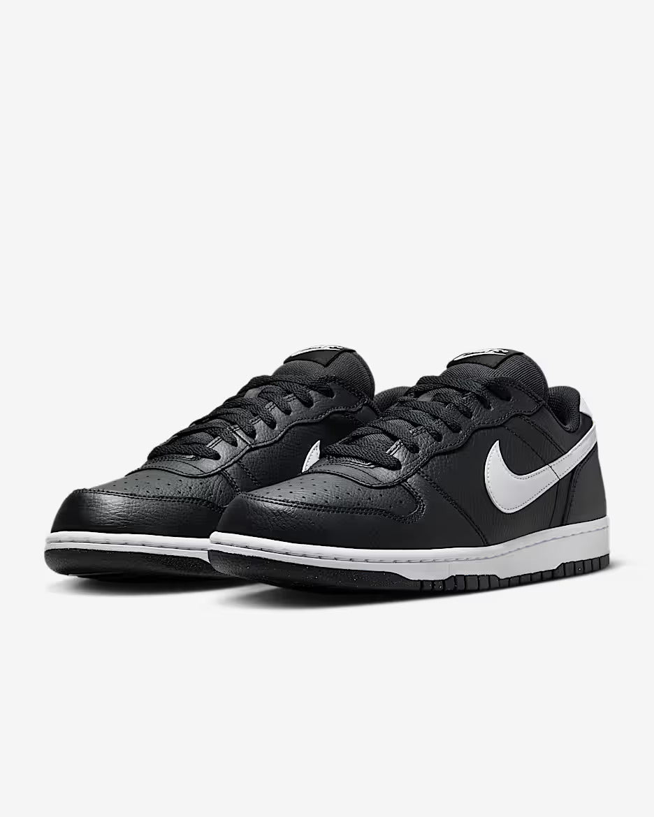 Tênis Nike Big Nike Low SP25 – Preto/Branco