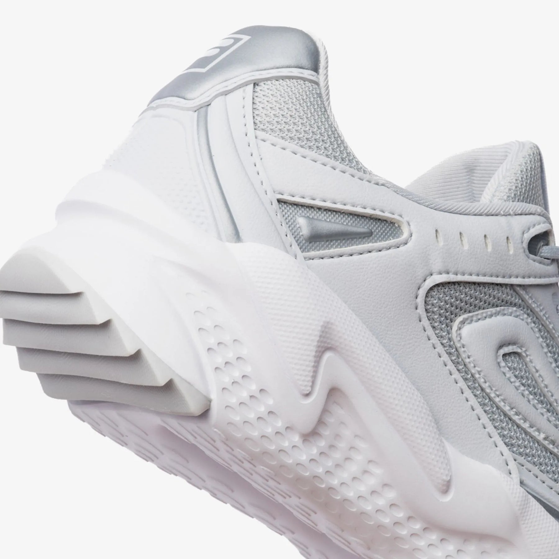 Tênis Fila Venture Tracer 2 - Feminino