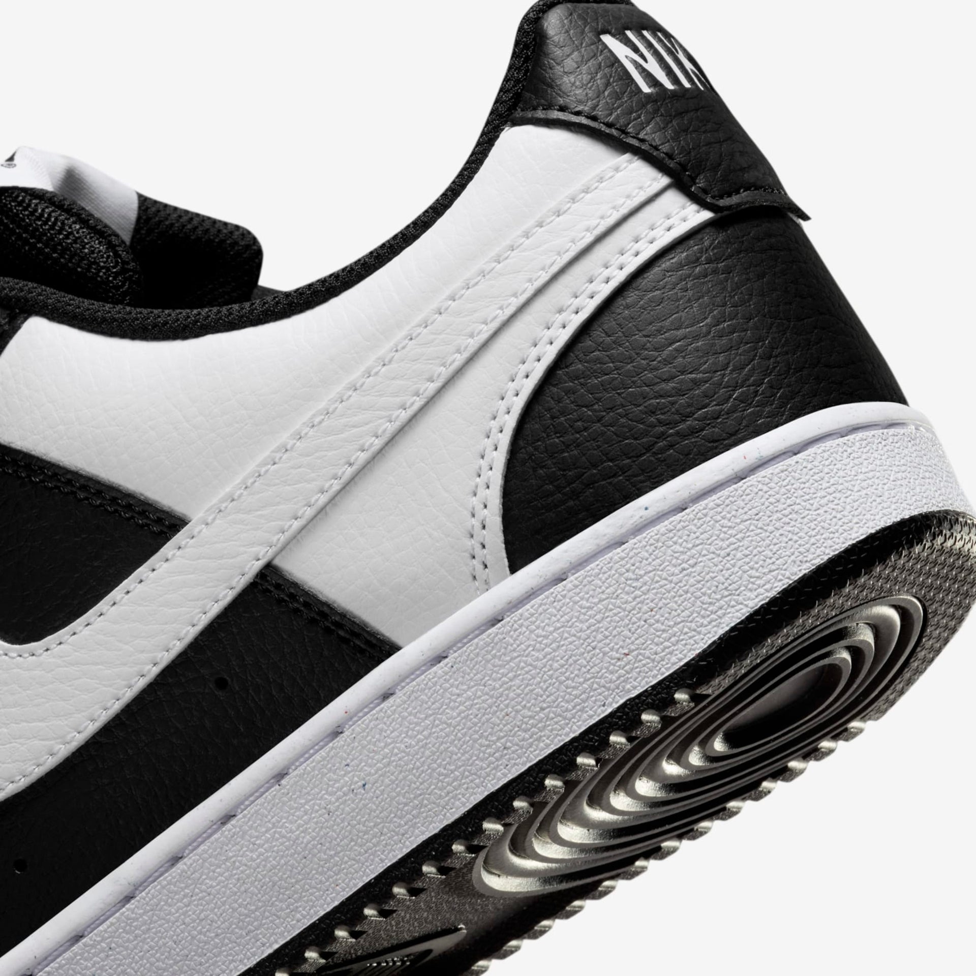 Tênis Nike Court Vision Low – Preto/Branco