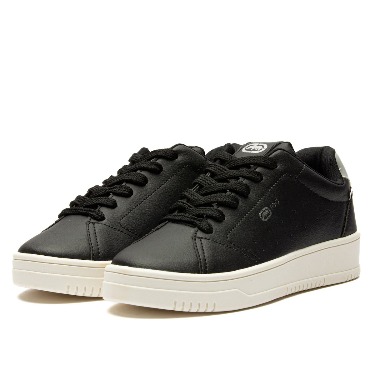 Tênis Ecko ECATL03 PretoPrata – Estilo Clássico e Elegância