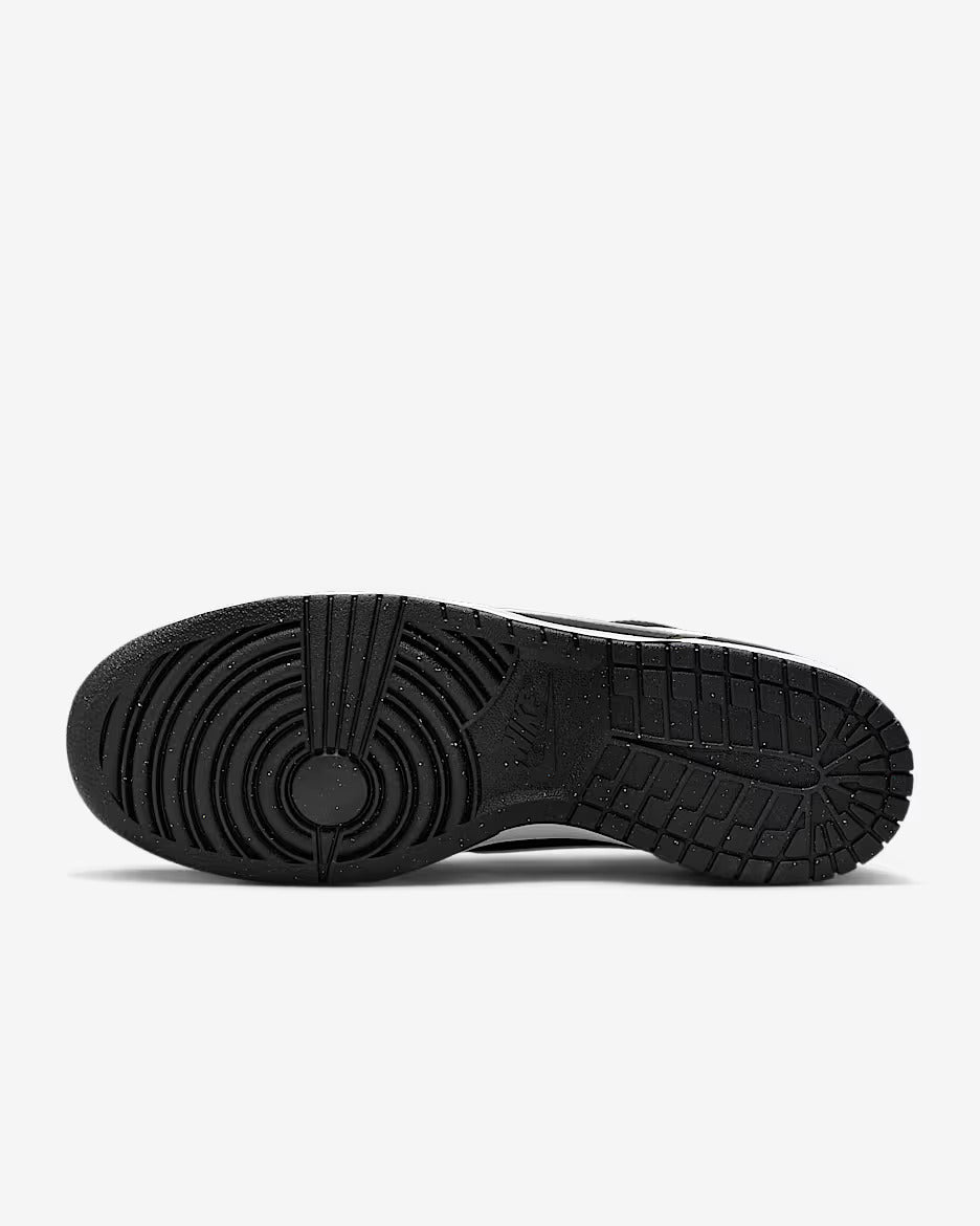 Tênis Nike Big Nike Low SP25 – Preto/Branco