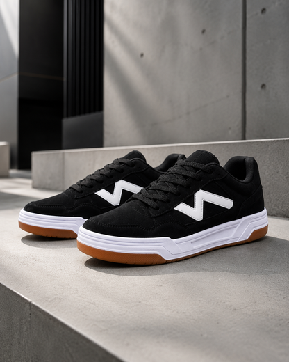 Tênis ÖUS Preto e Branco Skate Street Masculino