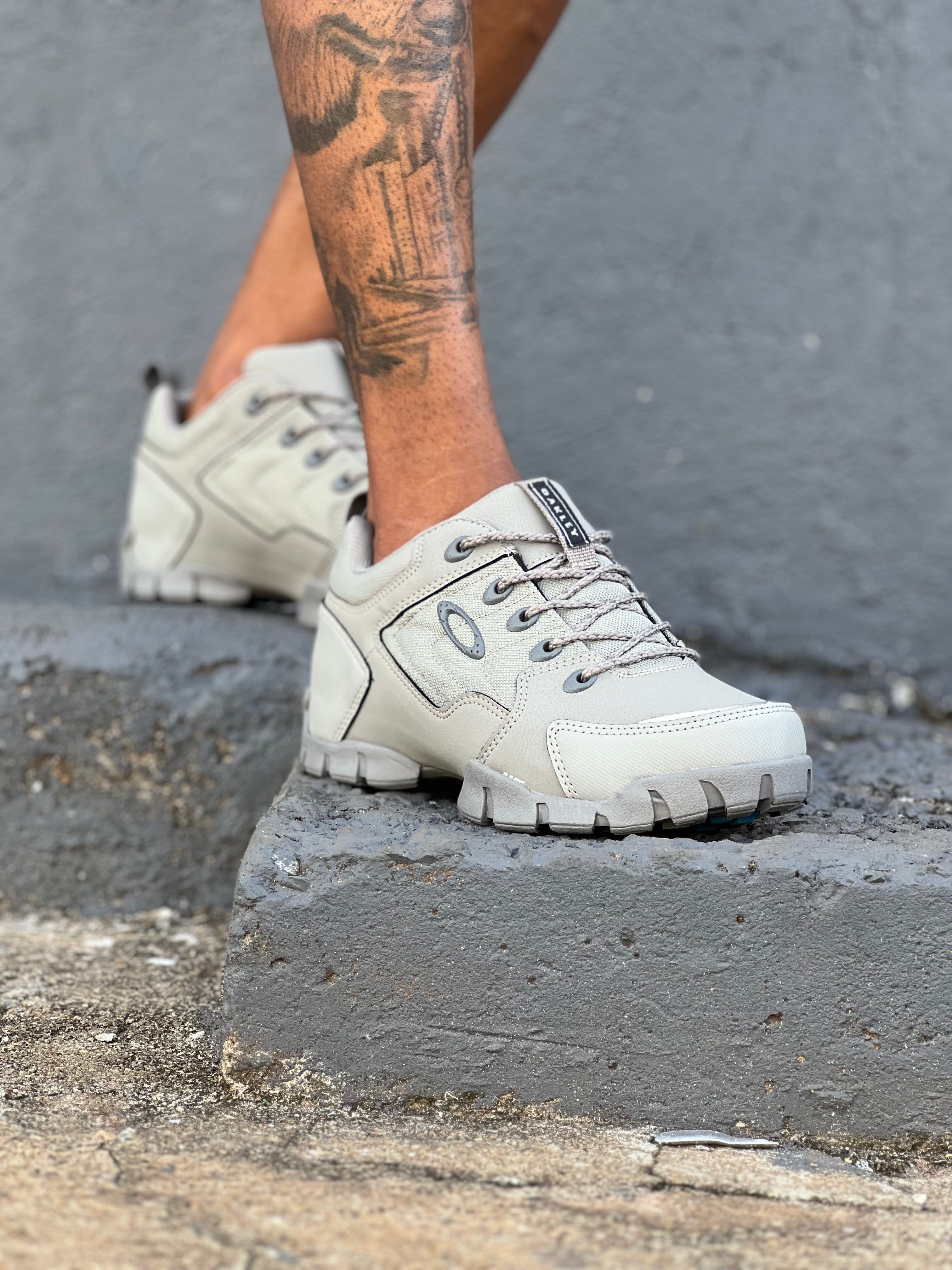 Tênis Oakley Mod Halftrack Low