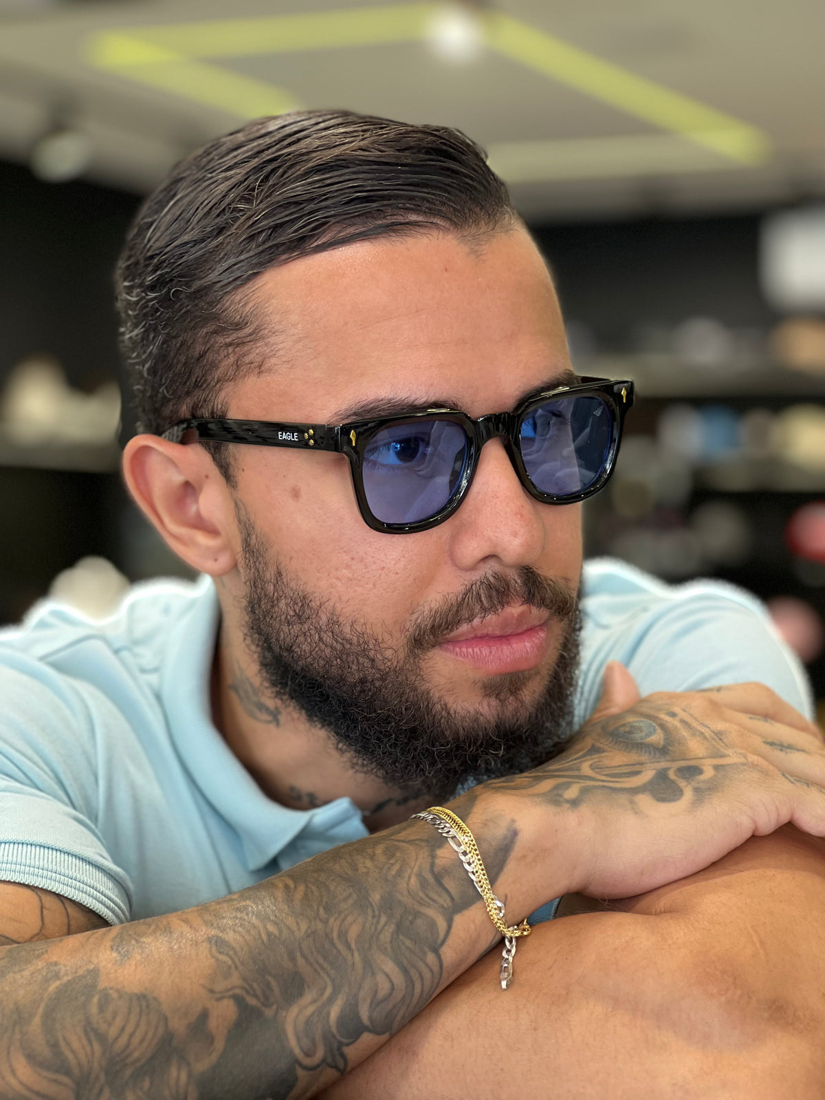 Óculos de Sol Eagle Masculino – Design Imponente com Proteção UV e Estilo Esportivo