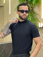 Camiseta Oversized Gola Alta Basic